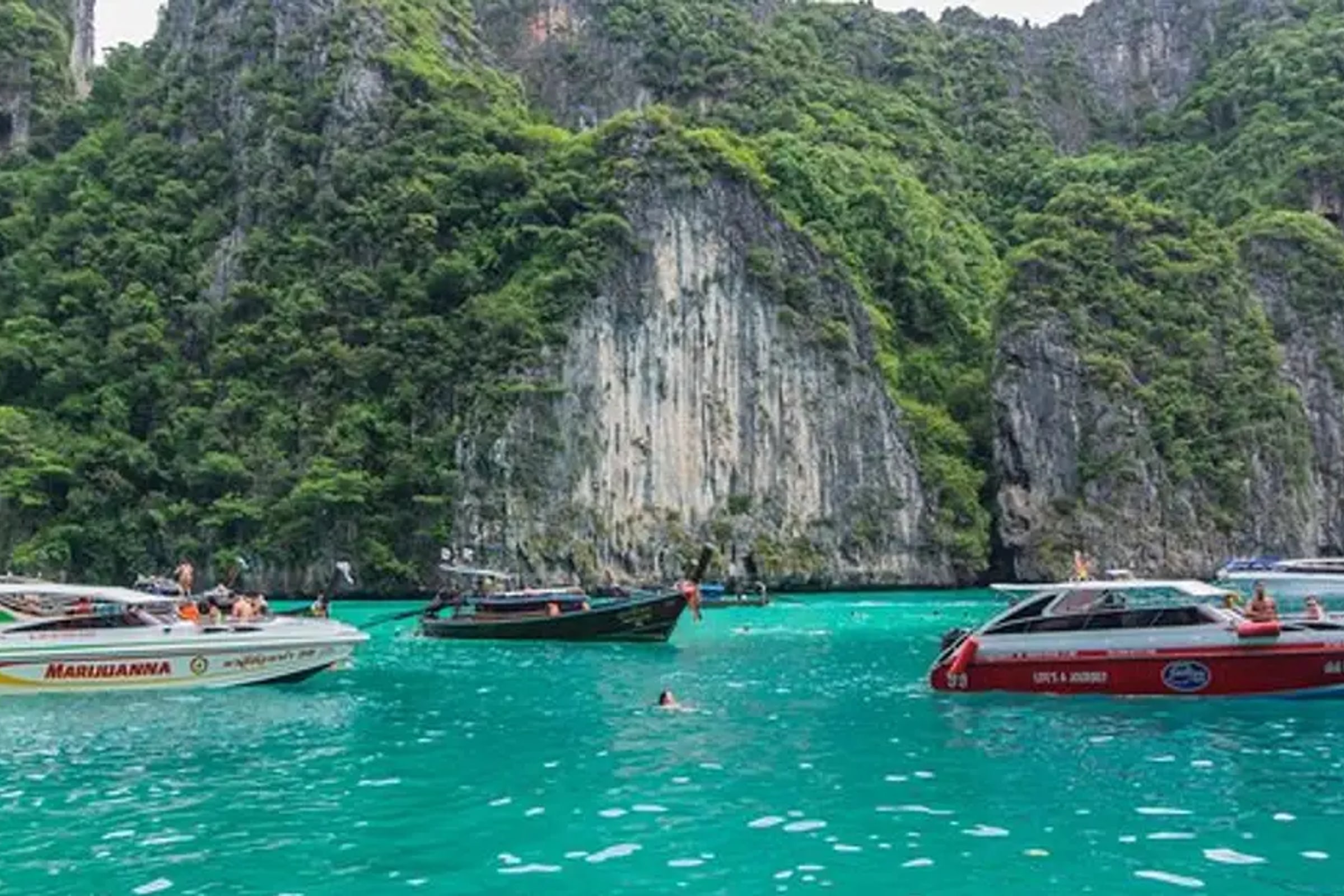 Phi Phi Island - Maya & Khai Island by Speed Boat